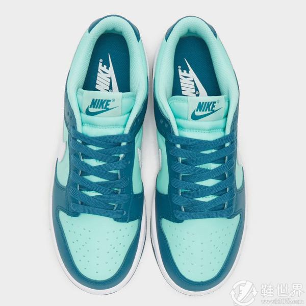 一双全新配色的 Nike Dunk Low 曝光