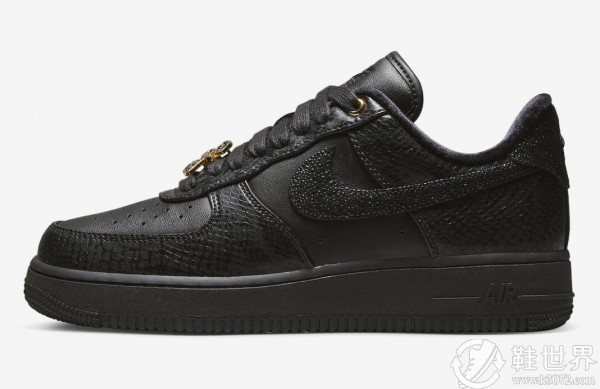 Air Force 1 女款 黑金配色谍照