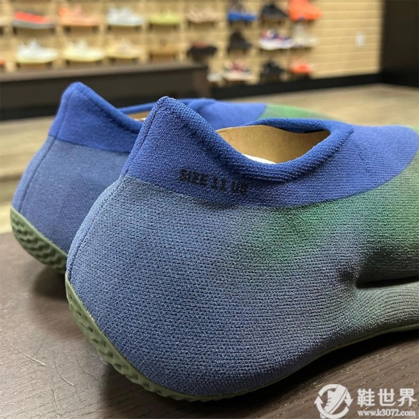 adidas,Yeezy,Knit Runner,Faded 侃爷「香蕉鞋」新配色首次曝光！这蓝绿渐变有点帅啊！