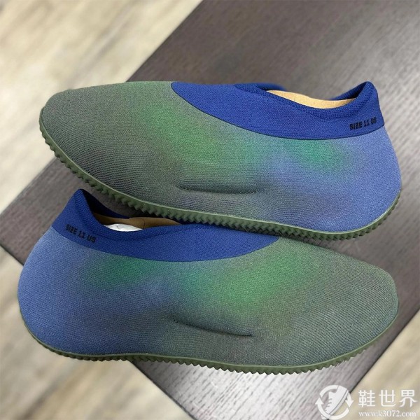 adidas,Yeezy,Knit Runner,Faded 侃爷「香蕉鞋」新配色首次曝光！这蓝绿渐变有点帅啊！